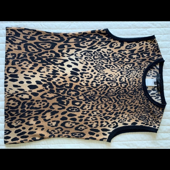 Leopard sweater set w Chanel-styling MADE IN ITALY - Picture 6 of 8